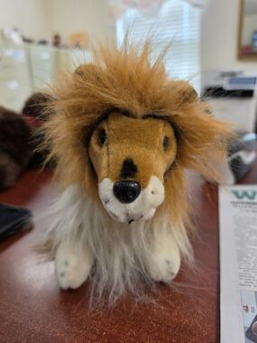 Vintage Plush Lion Stuffed Animal - Golden Brown Mane